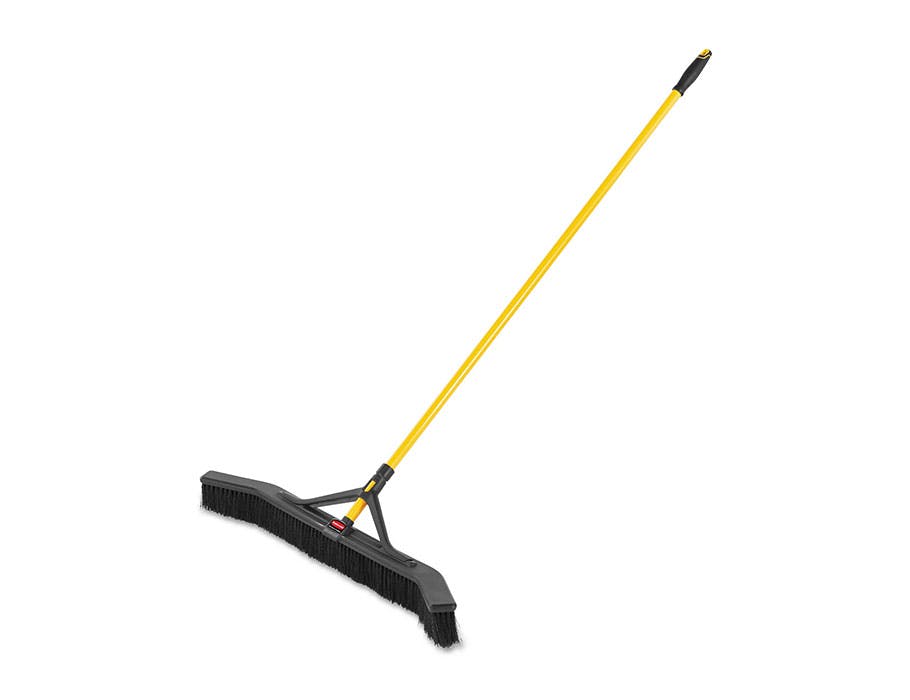 Rubbermaid® Maximizer PushToCenter Broom Trinity Packaging Supply